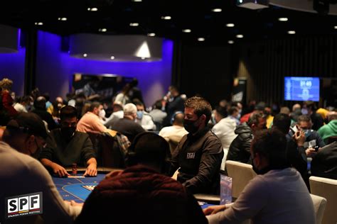 Ambiente De Poker