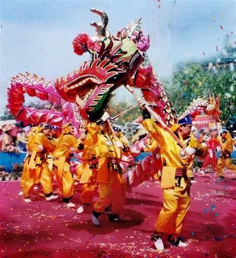 Dancing Dragon Spring Festival Bet365