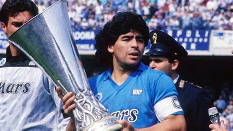 Diego Maradona Champion Brabet