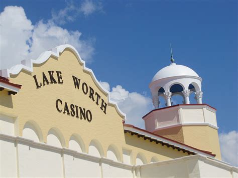 Lake Worth Casino Pizza